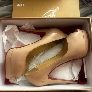 Christian Louboutin Heels ✨